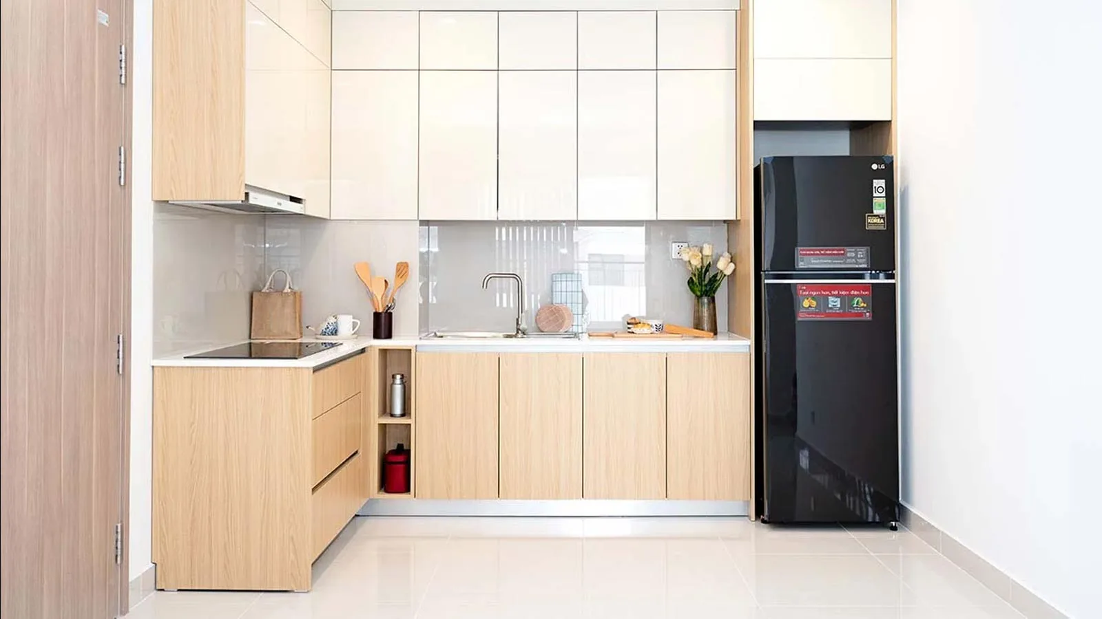 Dự án nội thất phòng khách và tủ bếp tại Vinhomes Grand Park 3 PN